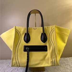CELINE
Luggage Phantom cloth handbag